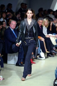 Loewe_FW2003_07.jpg