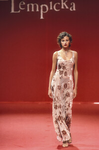 Lolita-Lempicka-SS-98-1.thumb.jpg.4b7efbcd4071ee267a65be2b5fcaf6b0.jpg
