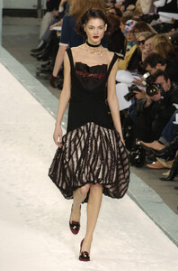 Louis_Vuitton_FW2004_11.jpg