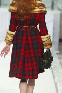 Louis_Vuitton_FW2004_11.jpg