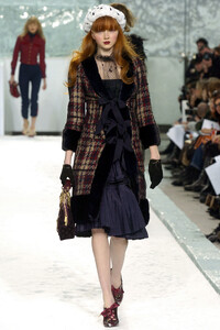 Louis_Vuitton_FW2004_22.jpg