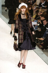 Louis_Vuitton_FW2004_24.jpg