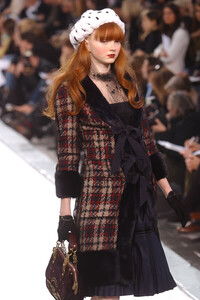 Louis_Vuitton_FW2004_26.jpg