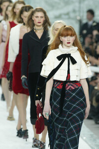 Louis_Vuitton_FW2004_46.jpg