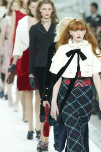 Louis_Vuitton_FW2004_47.jpg