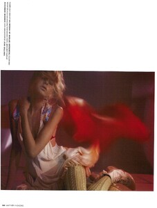 Luchford_AnOther_Magazine_Spring_Summer_2004_05.thumb.jpg.b828b195e03d5da08e1fe987dc3fdbb8.jpg