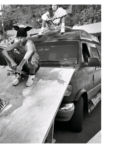 Luchford_Vogue_Hommes_Fall_Winter_2021_22_12.thumb.png.561f9eddba7f6284bb65c74ff34cb0f3.png