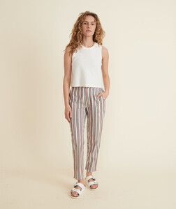 Lydia_Textured_Stripe_Tank_White-50666-Final.jpg