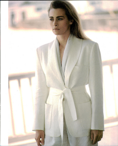 Max_Mara_Spring_Summer_1990_02.thumb.png.2e92c8320f1a528df5e18adf0a48ec1e.png