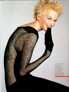 Meisel_Vogue_Italia_July_1996_14.thumb.png.4c2df1f9f00ea27bd03a03310b5f2ef5.png