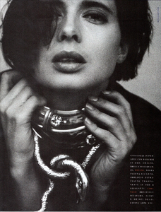 Metzner_Vogue_Italia_January_1990_05.thumb.png.58bb4df506d2f51f3b863b882f77902e.png