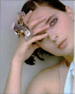 Metzner_Vogue_Italia_January_1990_07.thumb.png.d4ccd69587a3db0604518583fb42099b.png