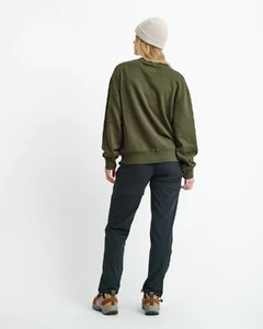 ORGANIC_CREW_OLIVE_WOMENS-6_1200x.webp