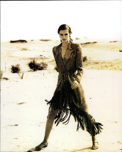 Olivar_Giorgio_Armani_Spring_Summer_1990_13.thumb.png.8a526765a2a505bbfcee5b345b7d0d9f.png