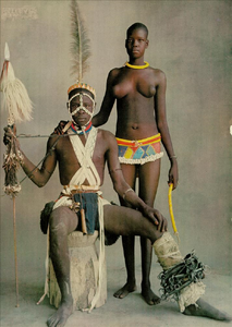 Penn_Vogue_Italia_February_1970_03.thumb.png.0ab6fe44d1619e8b3b03a423fb2b8886.png
