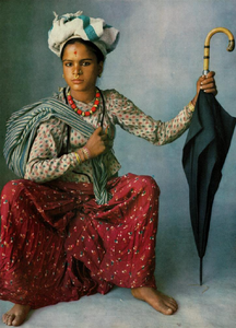 Penn_Vogue_Italia_July_August_1969_10.thumb.png.8e60aea3d09025113a87b0a11aa06dc2.png