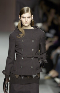 Prada_FW2003_04.jpg