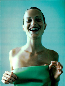 Pretty_Borthwick_Vogue_Italia_August_1996_06.thumb.png.5946ff104b7d42e66b66eace625e8723.png