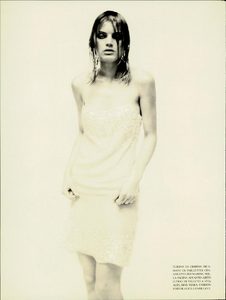 Roversi_Vogue_Italia_July_1996_07.thumb.png.636228e0aba861c8f273587bb206c2ee.png