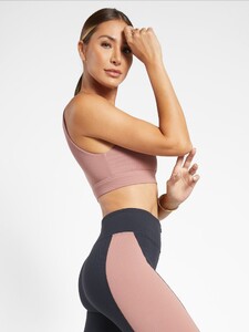 Shore-Rib-Sports-Bra-Intention-HR-Rib-Legging-Alvardo-side_top.jpg