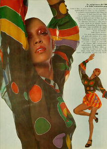 Sulle_von_Wangenheim_Vogue_Italia_February_1971_02.thumb.png.3a3211b145c76d7578a504da355fa0c1.png