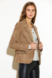 Taupe-Blazer-Selling-2.jpg