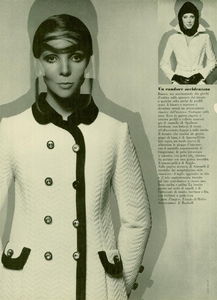 Tessuti_Bailey_Vogue_Italia_July_August_1969_03.thumb.png.3c05ff4f3998c5569ac3c55ccd4aa8e3.png