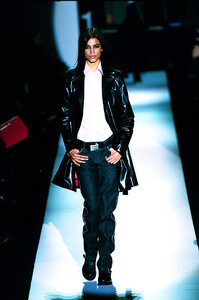 Tommy_Hilfiger_FW1999_02.jpg