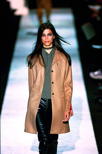 Tommy_Hilfiger_FW1999_04.jpg