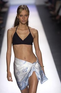 Tommy_Hilfiger_SS2003_12.jpg