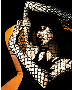 Vallhonrat_Vogue_Italia_April_1990_04.thumb.png.77e023ade0ea8fa6aef3f52e875aca2d.png
