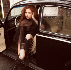 VogueSeptem2015_ebook3000-1713.thumb.png.e7b510792a39cfbc10ef838faa7d3931.png