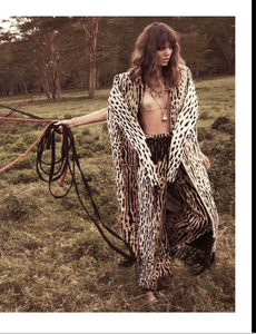 Vogue_Paris_-_Avril_2014-223.thumb.png.ccc7cd337c9ec1163cf72660d68b8fa7.png