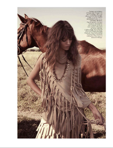 Vogue_Paris_-_Avril_2014-233.thumb.png.cff58c8a543cf5fc0a75cc37d227c6b4.png