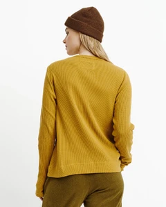 WAFFLE_LONGSLEEVE_MUSTARD_WOMENS-3_1200x.thumb.webp.10350fdcc526414f1a3c04e075bdb239.webp