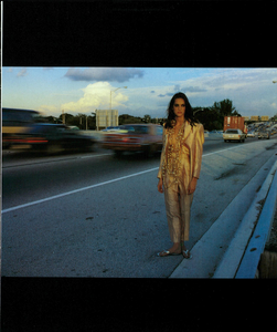 Watson_Blumarine_Spring_Summer_1990_04.thumb.png.1b7e8399a1eb0f1bee08eeb3e2de2a9c.png