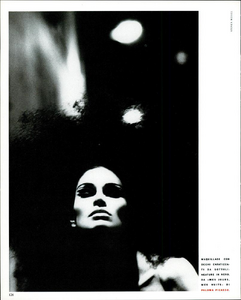 Wild_Meisel_Vogue_Italia_May_1990_05.thumb.png.4d902245e19b8ba0a2f0705b77cd614c.png
