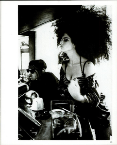 Wild_Meisel_Vogue_Italia_May_1990_08.thumb.png.cdcb1b996b92adc82dd9baff68aa414a.png
