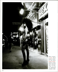 Wild_Meisel_Vogue_Italia_May_1990_09.thumb.png.126680694d5d3ff440544a2860c15ec9.png