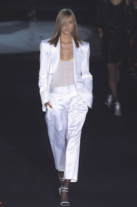 Yves_Saint_Laurent_SS2001_08.jpg