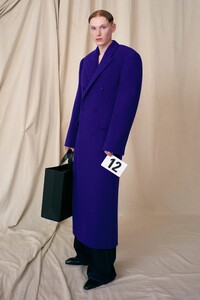 balenciaga-couture-fw21-paris12.thumb.jpg.b328130005eff59b76df4e6b54d4ffea.jpg