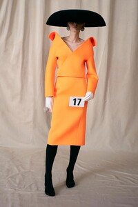 balenciaga-couture-fw21-paris17.thumb.jpg.8c76db4617ac90df02b76f4b39082096.jpg