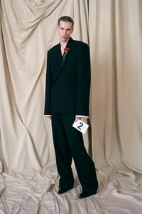 balenciaga-couture-fw21-paris2.thumb.jpg.822c6fca32da08aa2237a9db95d3ab67.jpg