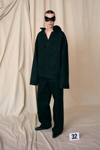 balenciaga-couture-fw21-paris32.thumb.jpg.7f7ddd5ea10bfa258d21ec6060d5e519.jpg