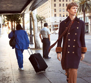 gucci-fw15-ad_(12).thumb.jpg.144f4002f1078b4c4c1a56f272d9fe42.jpg