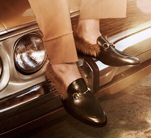 gucci-fw15-ad_(16).thumb.jpg.ee25c559d65b943a03bb56e6f09db124.jpg