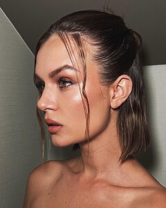josephineskriver_309144203_511731464136568_1966506910658222672_n.jpg