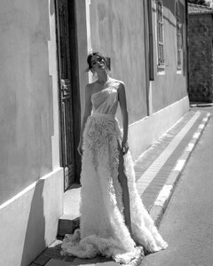 laura_haute_couture__62376873_119806958995603_5339324239787664885_n.jpg