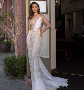 laura_haute_couture__70008708_493220031474095_2533548952836730766_n.jpg