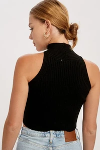 listicle-women-s-top-classy-yet-sassy-ribbed-sweater-weaved-crop-top-davids-clothing-31928587419844_5000x.jpg